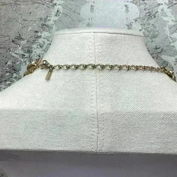 Vintage Duane Gold and Glass Rhinestone Necklace - Picture 2 of 3